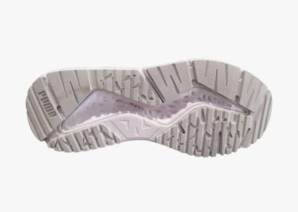 WhatsApp Image 2025-10-24 at 22.31.00 Puma TRC Mira Tech Mujer Urbanas